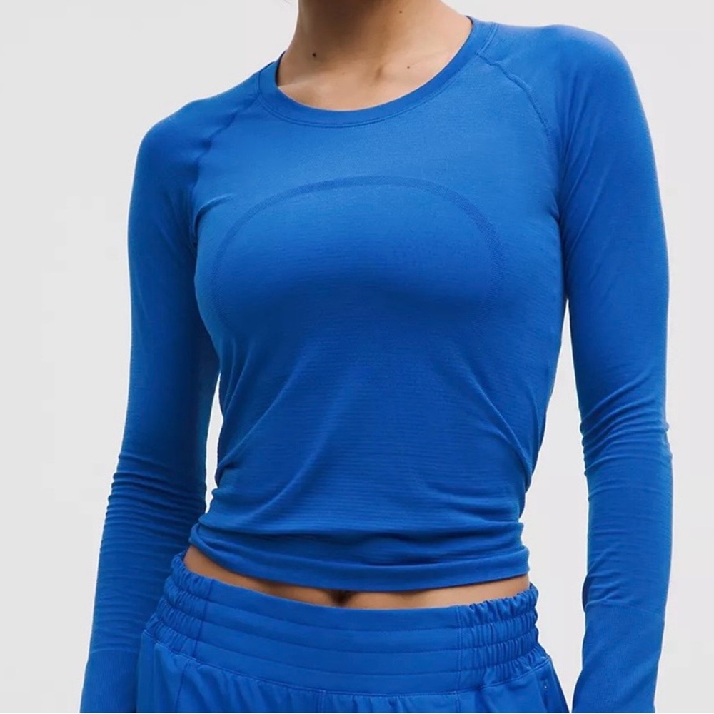 Lululemon Elegant Azure Long Sleeve Women's Top